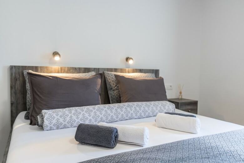 Hotel Apinelo Port Rooms