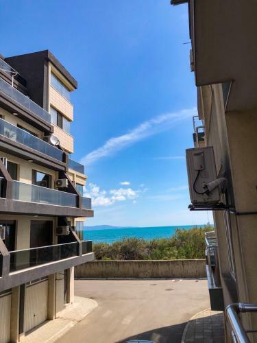 Sunrise Apartments, Pomorie