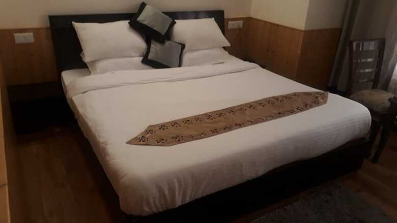 Seven Hills Hotel