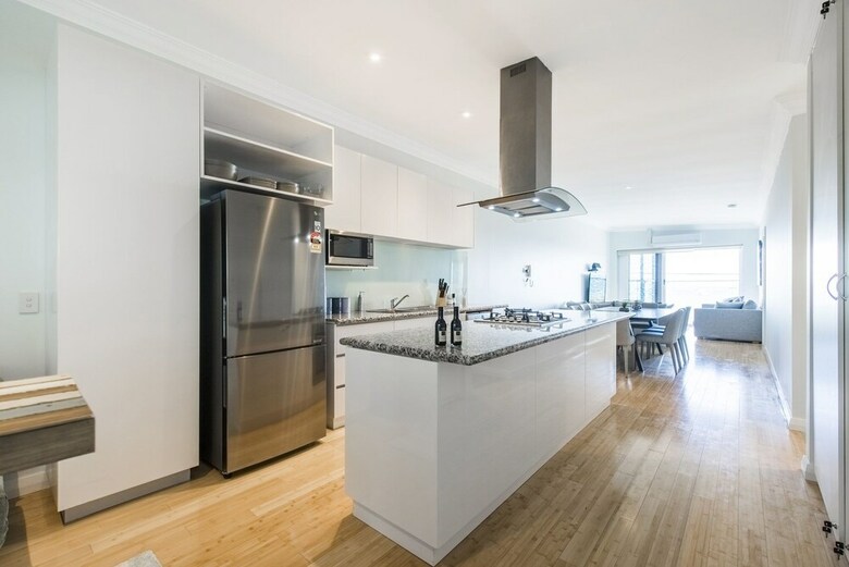 Oceans Up - Luxury Apartment With Ocean Views