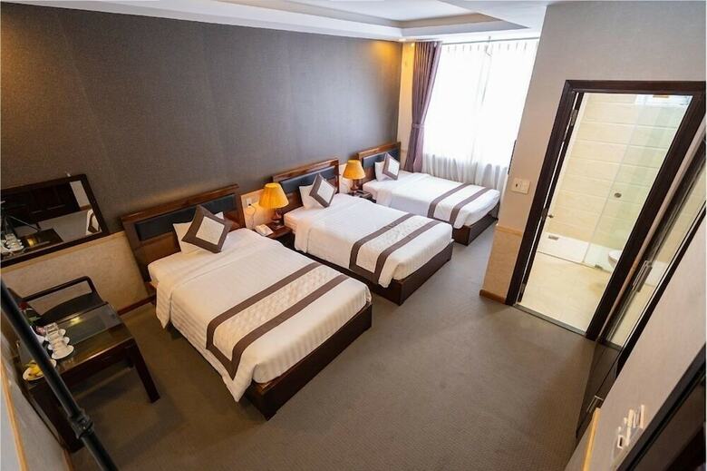 Navy Hotel Da Lat