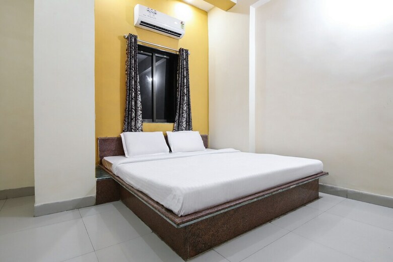 Spot On 49840 Hotel Kamal Darshan