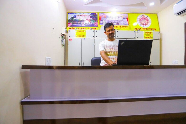 Hotel Oyo 60895 Shri Prannath Ji Spj