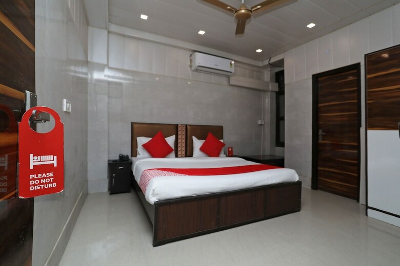 Hotel Oyo 36011 Qlark Stay