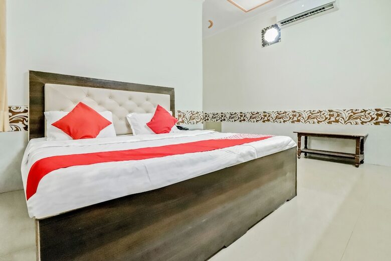 Hotel Oyo 38558 Shri Govind Dham