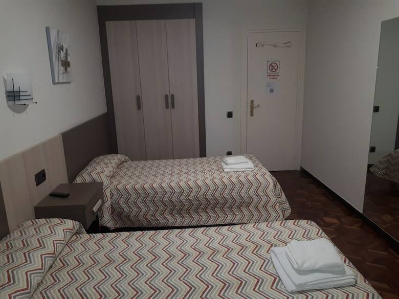 Pension Habitaciones Javier
