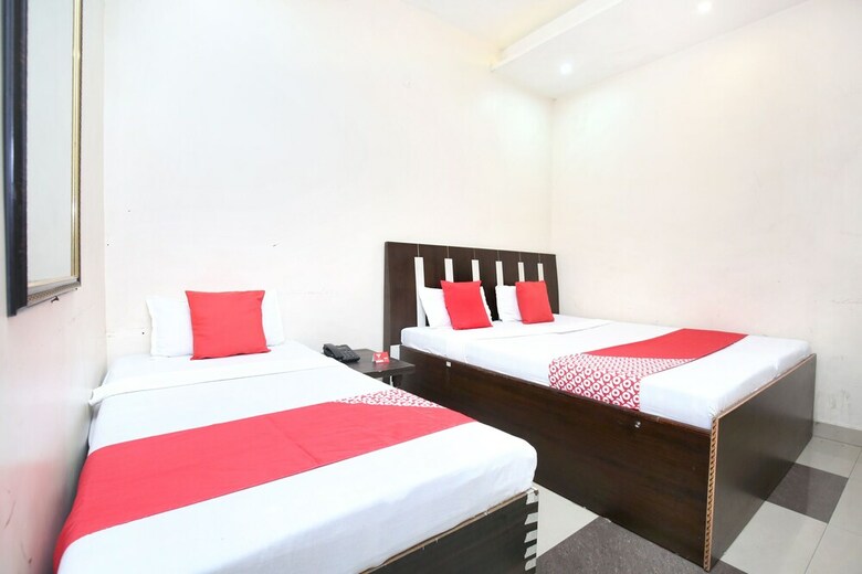 Hotel Oyo 15496 Shree Hari Castle