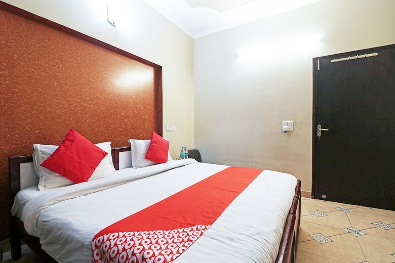 Hotel Oyo 6786 Ashu Villa Guest House