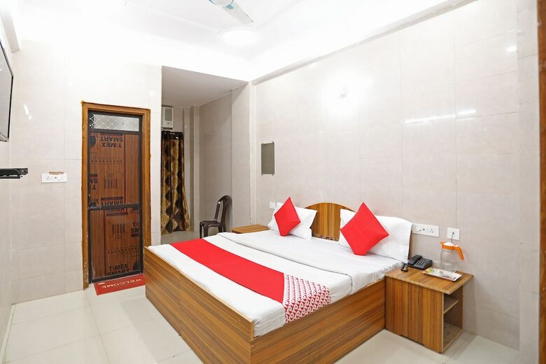 Hotel Oyo 43022 Shree Raghuvar Dham