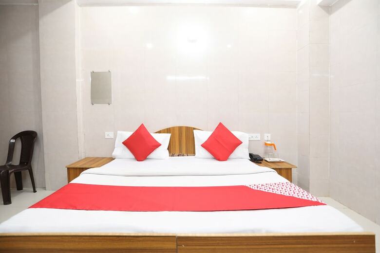 Hotel Oyo 43022 Shree Raghuvar Dham