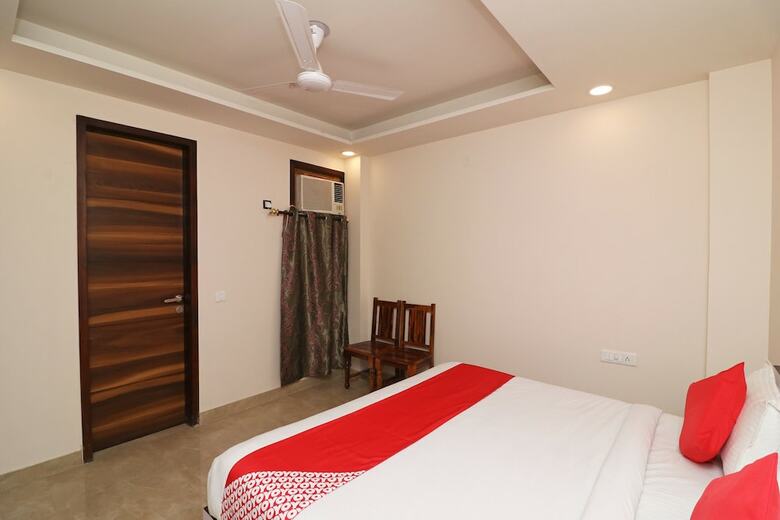 Oyo 37908 Hotel Prime