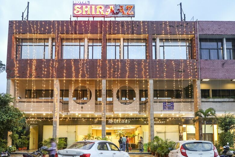Capital O 5439 Hotel Shiraaz