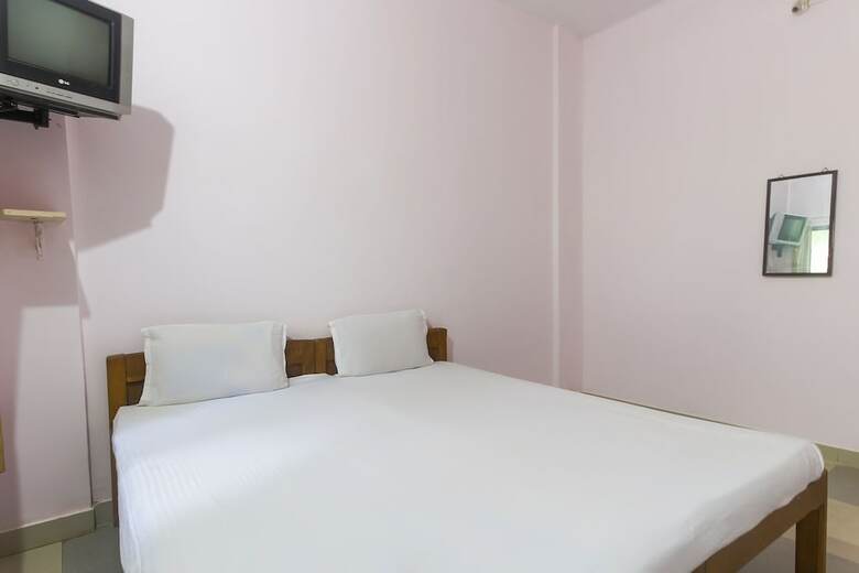 Hotel Spot On 44262 Jaideep Lodge