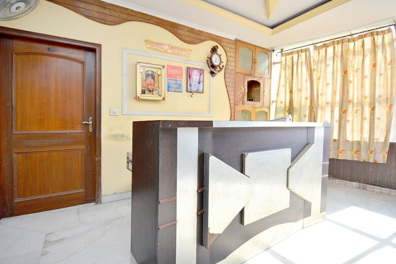 Spot On 41347 Hotel Royal Occassions