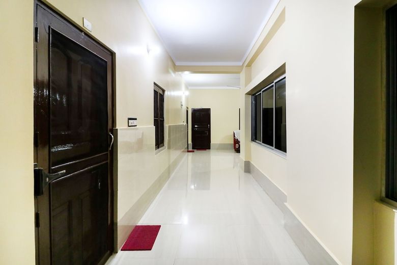 Hotel Spot On 49052 Shree Chaitanya Math Teertha Bhawan