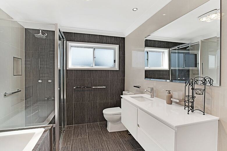 Away @ Nelson Bay, 29 Wollomi Avenue