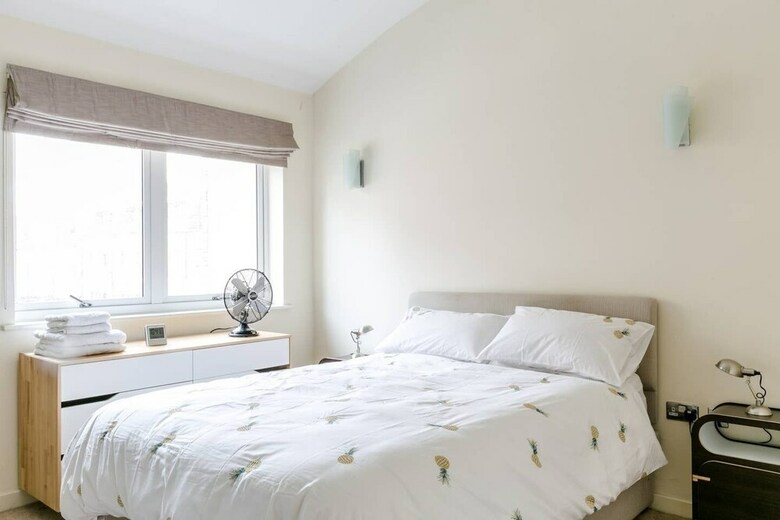 Lovely 1br Home, Located In Farringdon, 2 Guests