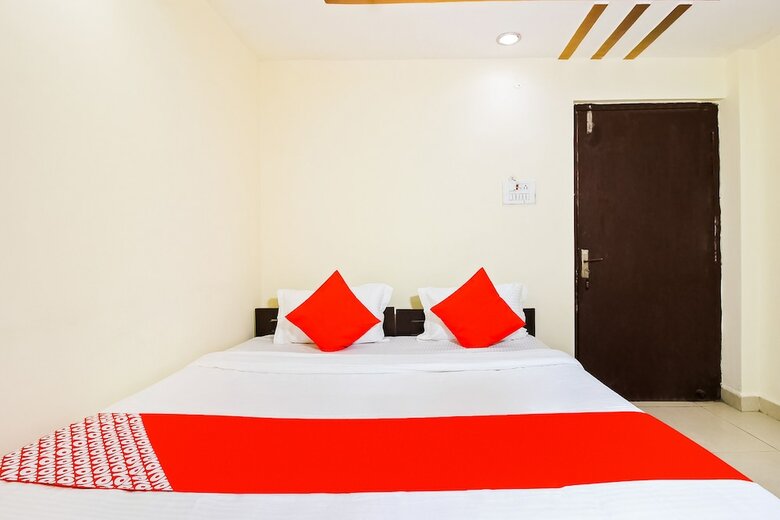 Hotel Oyo 46065 Grand Darbar