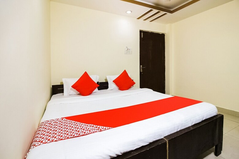 Hotel Oyo 46065 Grand Darbar