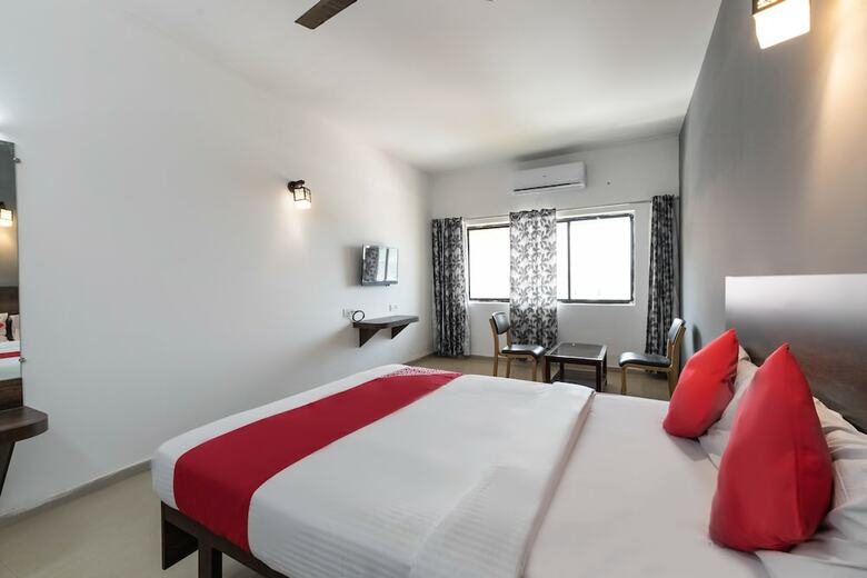 Hotel Oyo 46167 Udipi Heights