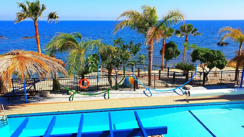Hotel Astrofegia Beach Villa