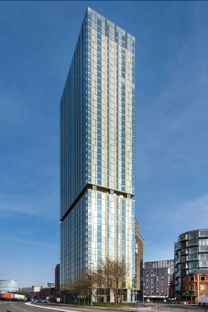 Stunning 2br Manchester Apartment