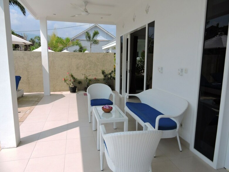 Hotel Kartika Villas