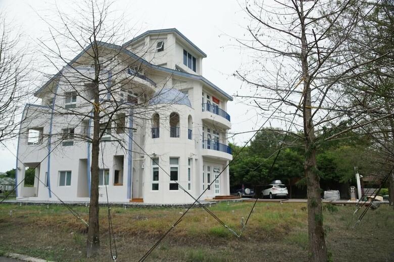 Meihua Lake Corner B&B
