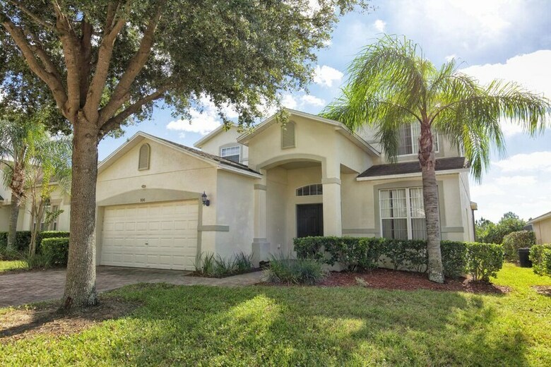 Huge Gated Pool Home Perfect For Large Families!