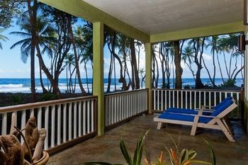 Hotel Rosalie Bay Resort