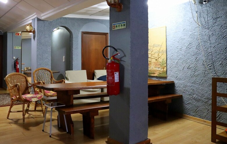 Apartamentos Alojamentos Estrela Peles