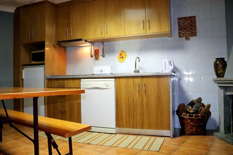 Apartamentos Alojamentos Estrela Peles