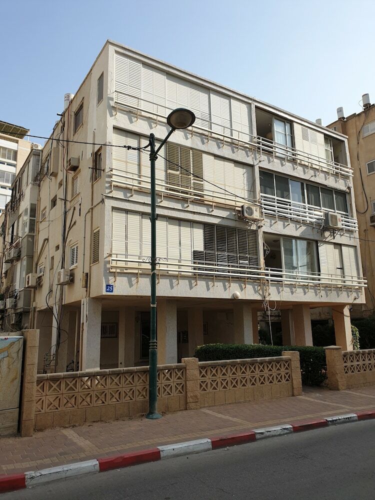Gk Apartments  - Gad Mahnes 25