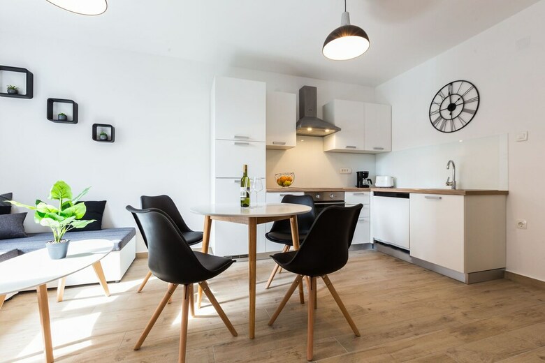 de Lux Apartment Near The Bridge