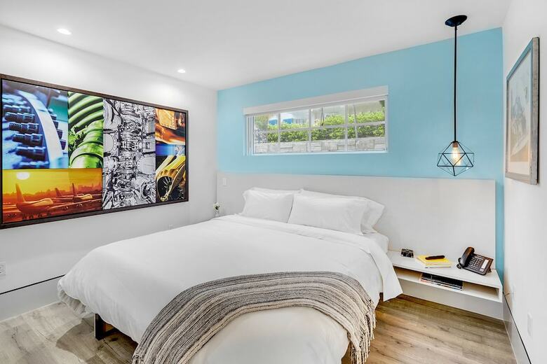 Motel Ocean Treasure Beachside Suites