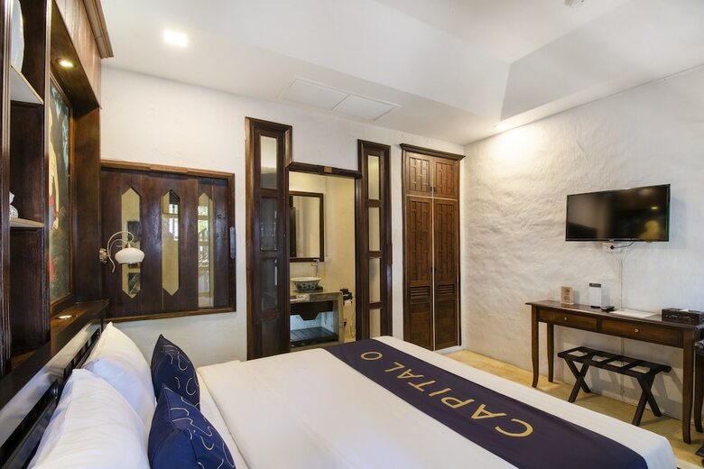 Hotel Capital O 707 Cheva Gallery