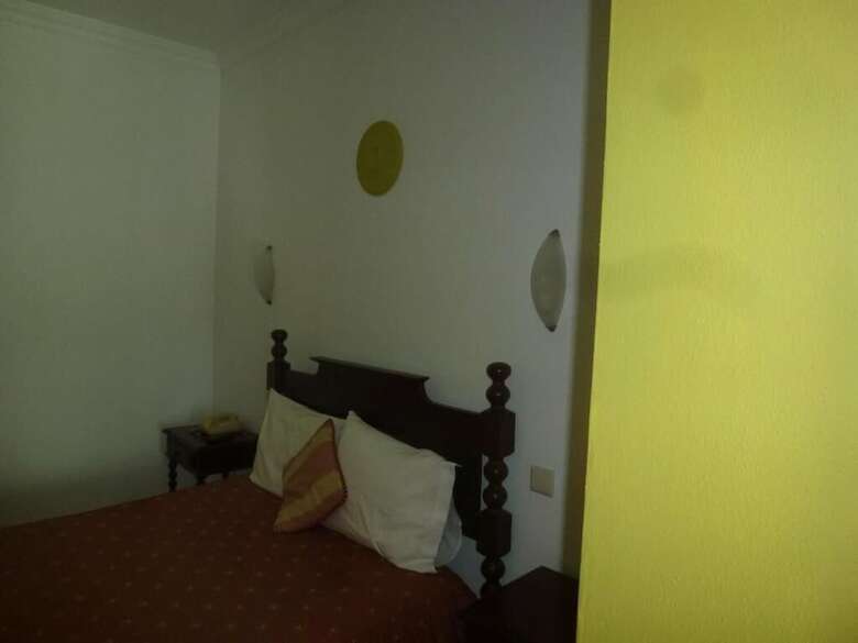 Hotel Guest House A Moderna & Restaurante