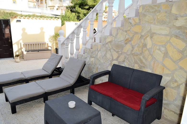Full Villa With Private Salt Water Pool
