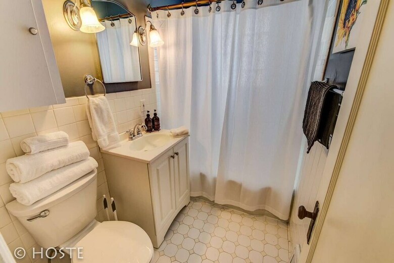 2brclassic Downtown Housebright & Charming