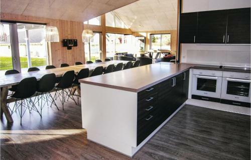 Holiday Home Kronens Have Tranek�r VI