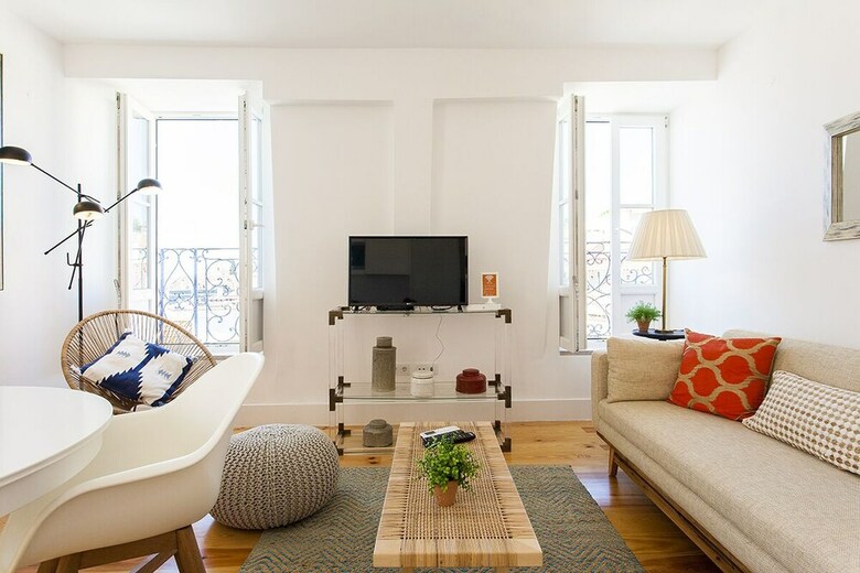 Alfama Trendy Deluxe Apartment Rentexperience