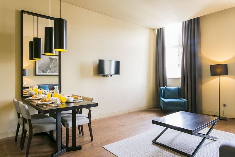 Downtown Market II Apartment Rentexperience