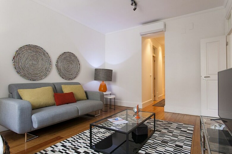 Downtown Blue VII Apartment Rentexperience