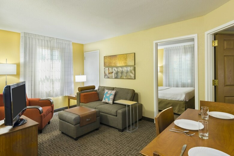Hotel Towneplace Suites By Marriott Mobile