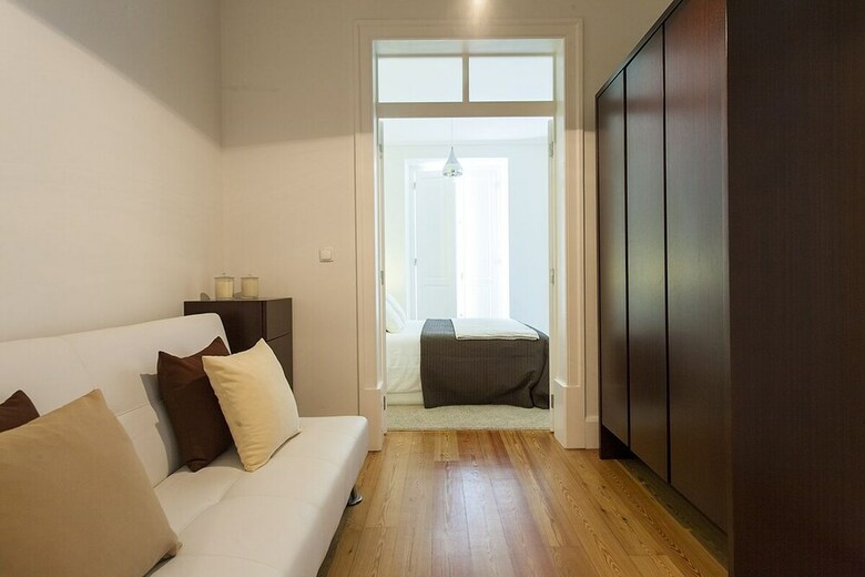 Downtown Blue IV Apartment Rentexperience