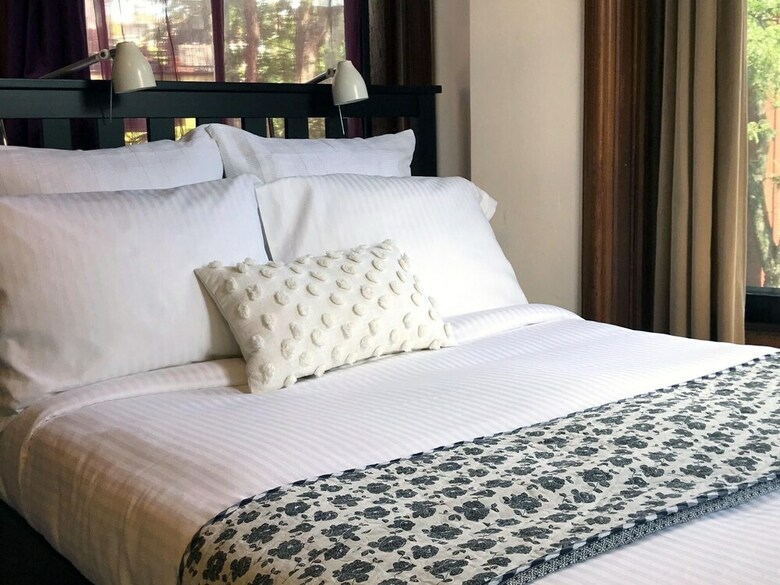 Boutique Apartments By The Upton Collection