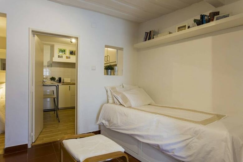 Cosy Panteao Alfama Apartment Rentexperience