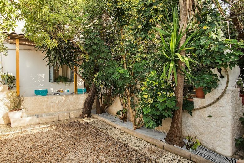 Hotel Semiramis Guesthouse