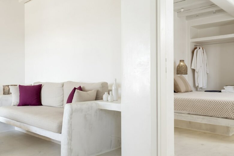 Hotel Naxian Collection