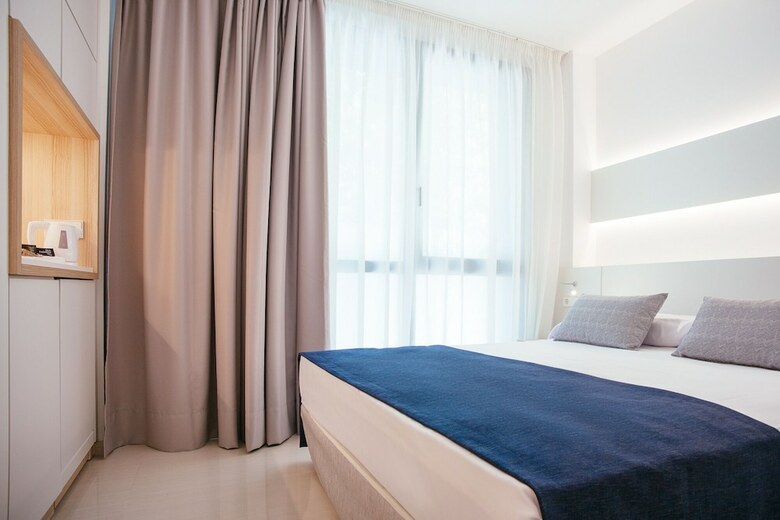 Hotel Globales Acis Y Galatea
